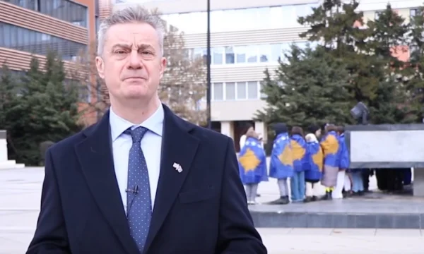 Parlament na Zgromadzeniu pogratulować, wspomina Hashim Thaci deklaracji niepodległości