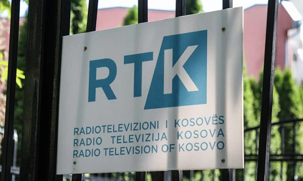 Zwolnili dziennikarza, który odmówił przeczytania chwalebnego tekstu dla Bashy, RTK wychodzi z informacją wyjaśniającą