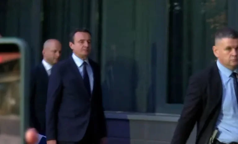 Ο Kurti προειδοποιεί ότι οι συνομιλίες θα ξεκινήσουν σήμερα για “Πρόεδρος ή Πρόεδρος”