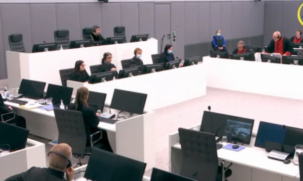 Naciskano sesję na liderów KLA w Hadze, dlatego