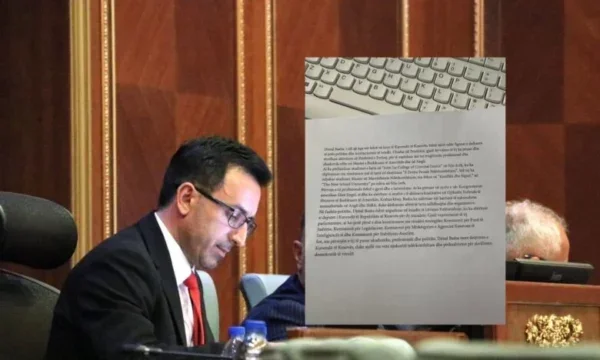 Aquest és el “text preparat per les oficines del partit governant” per Dima que el periodista RTK va dir que estava d'acord a llegir.