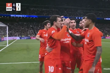 Markierung zwei schnelle Ziele aus zwei Strafen bei Real Madrid Spiel