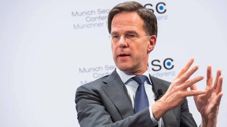 Rutte: Rusia a pierdut 65 mii de soldaţi în două luni