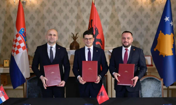 NATO odpowiada na skargę Serbii na Chorwację, albańskie wojskowe powiązanie z Kosowem