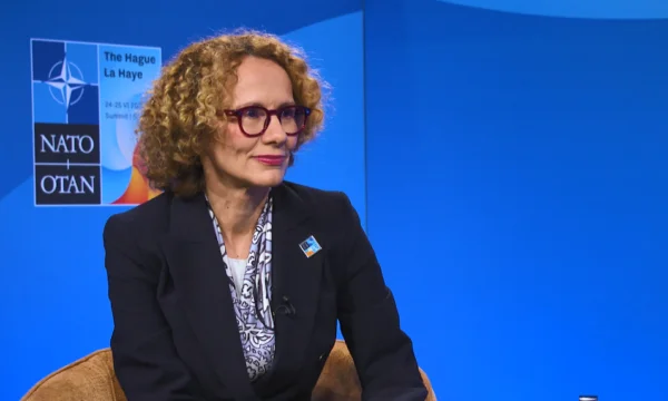 “contribuie la stabilitatea regională”, declară NATO Sekerinska pentru Kosovo - Albania - Croaţia.