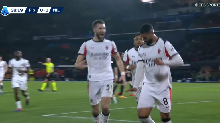 Milano trece înainte la Pisas (VIDEO)