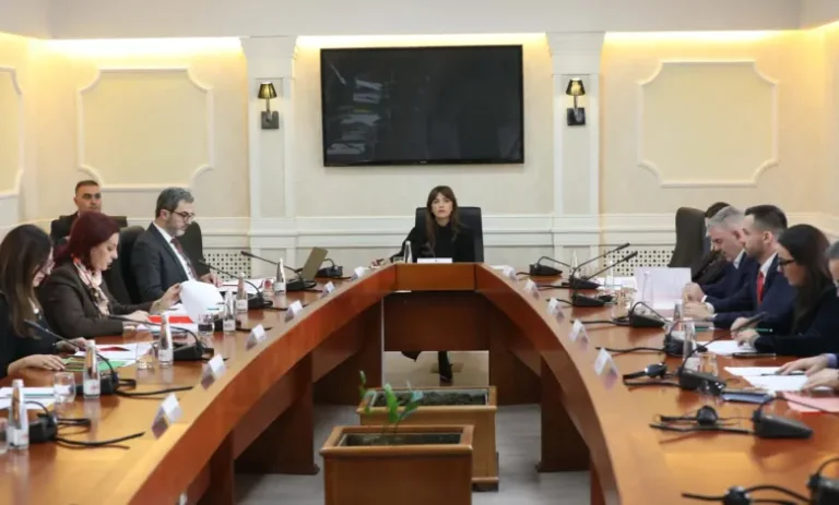 Αρχίζει η Συνέλευση της ηγεσίας του Κοινοβουλίου