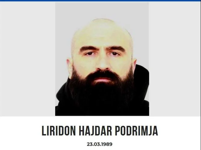 La cerca de Liridon Podrimma de tingling, possessió d'armes de narcòtics