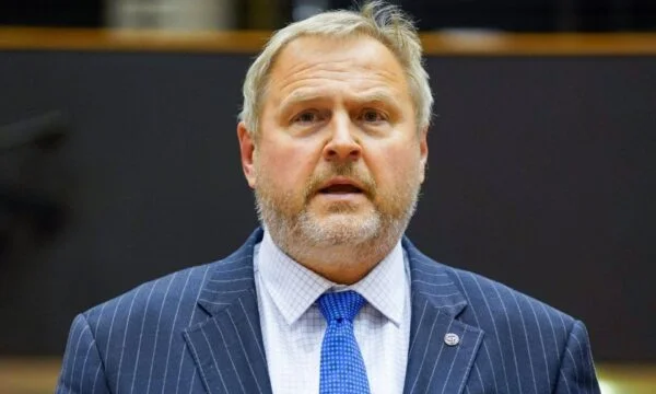 Εισηγητής του Ευρωπαϊκού Κοινοβουλίου για το Κοσσυφοπέδιο: Η πολιτική παράλυση τερματίζεται επιτέλους