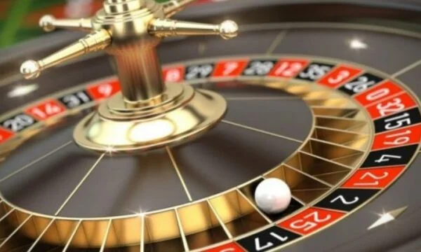12 Suspecți ilegali de jocuri de noroc interzis în Yunik