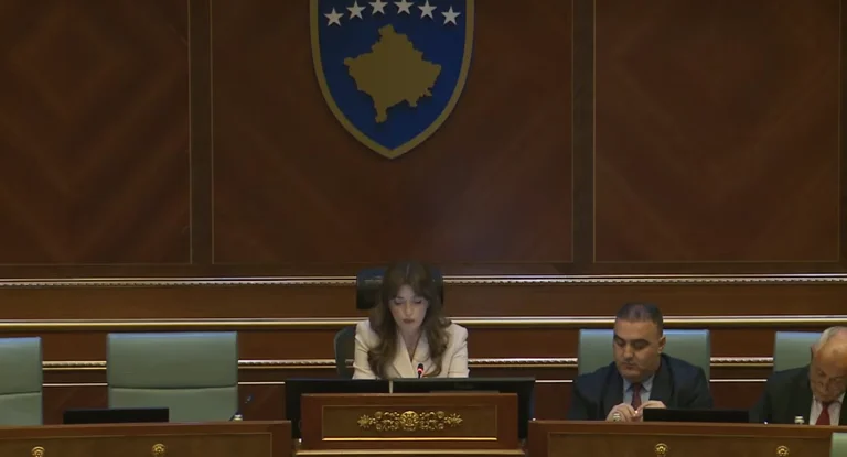 Haxhiu, βουλευτές: Μείνετε στο θησαυροφυλάκιο, η κυβέρνηση ψήφισε απόψε