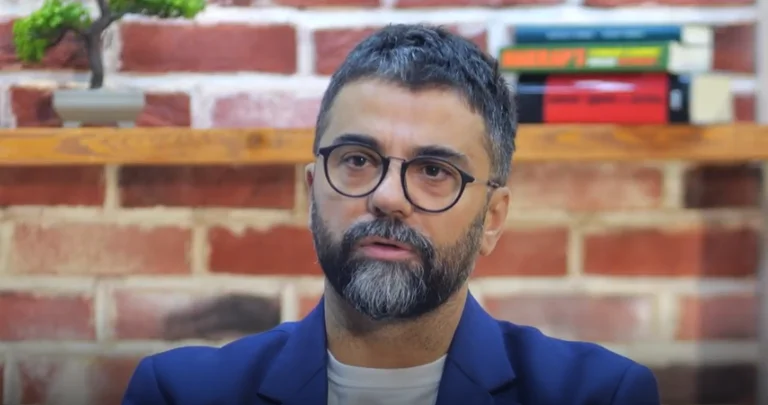 Behram, Kosova'yı Kimberly West ve Jack Smith'i araştırmak için özel savcı davet ediyor