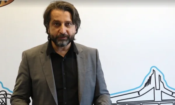 Përparim Rama shkarkon drejtorin e Shëbimeve Publike nga radhët e PDK’së