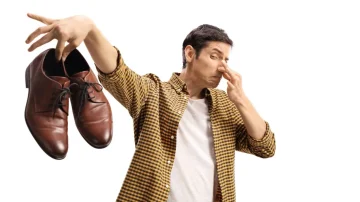 Two simple solutions driving bad smell away from shoes overnight