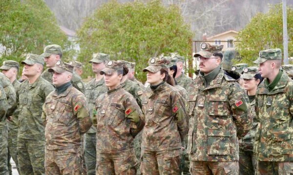 Ameriško poveljstvo za Evropo usposablja albanske, kosovske vojake za preiskovanje incidentov s strelivom