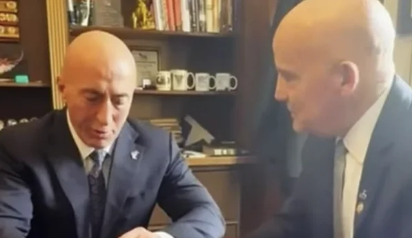 Kongreman Keith'in ofisindeki Haradinaj, Kosova'nın NATO üyeliği için destek çağrısında bulunuyor
