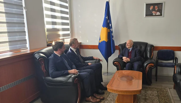 Sejdiu gosti Oravin srečanje, napoveduje dokončanje svojega mandata na Kosovu