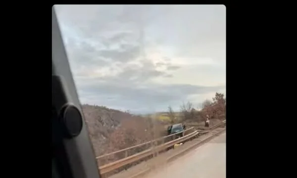 Dolc nesreča, avto konča (VIDEO)
