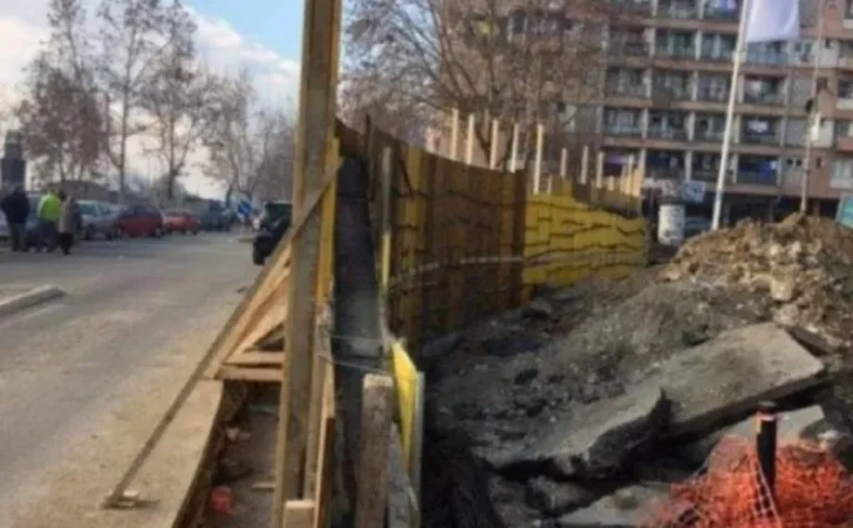 Devet let od padca zidu v severni Mitrovici