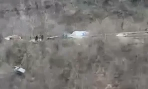 המכונית נופלת ברחוב Kacanikão Bar of Elez, Police and Firemen (VIDEO)