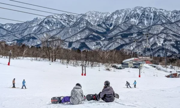 Avstralka umre, ko je obtičala v japonskem dvigalu.