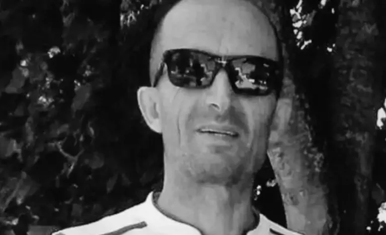 כדורסל קוסובו באבל, משותף על ידי מנהיג האו"ם לשעבר, דריטה