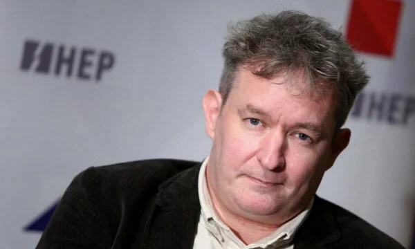 FAZ)는 Osman, Martens reacts의 언어에서 자신을 거리로 물었다 : 나를 불에 빠질 것