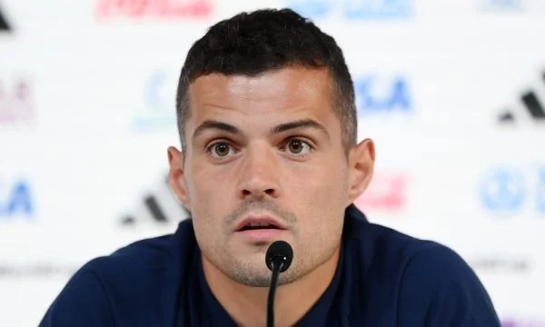 Jaka pošlje sporočilo navijačem Sunderlanda, njegova vrnitev se pričakuje čez tri tedne.