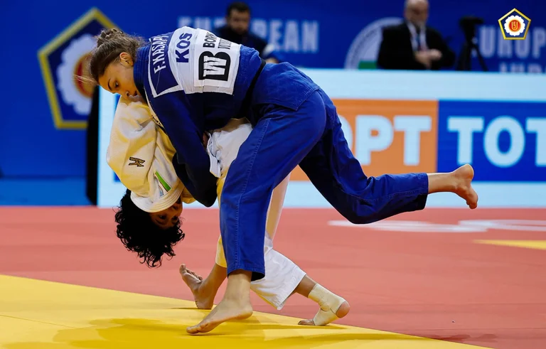 Celo Fationa Kasap in bron v Sofiji, Laurine Gashi in pete