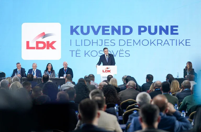 “Valtion prosessit ja seuraava institutionaalinen vaihe”, LDK-yleissopimus ja lausunto