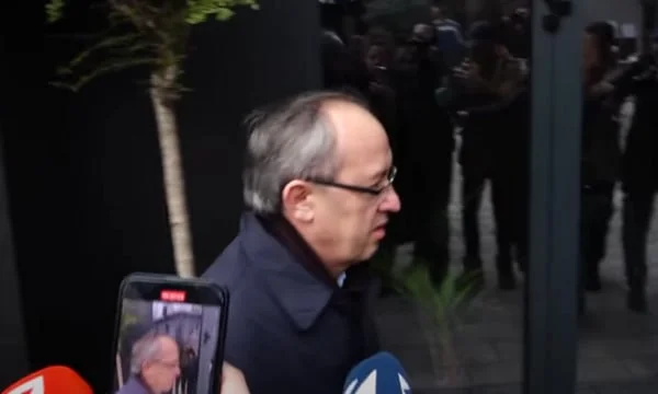 Predsedniški kandidat ne sme dodati “k” sploh v skupščini LDK, Hoti se zaveda tega: Poglejmo...