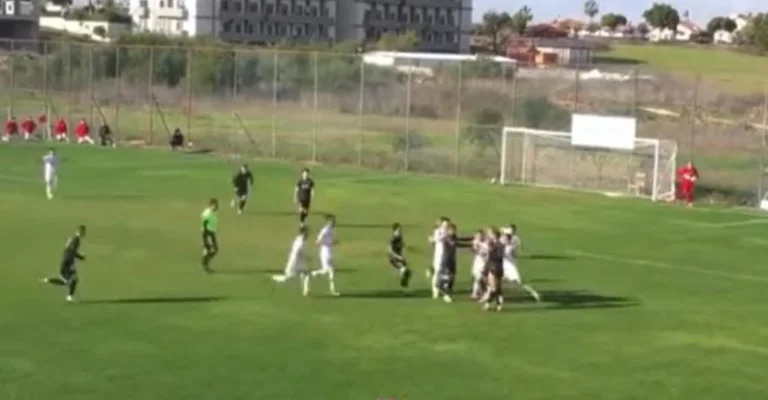 Prietenia se transformă în arenă de box, jucători Llap bătut cu adversarii