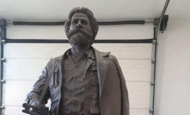 Municipalitatea Pristina deschide concursul pentru Memorial Memorial Memorial Project “Adem Jashari”