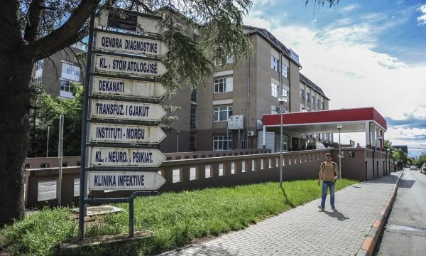 Kaksi kirurgia hakattu KKUKissa
