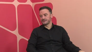 Mollyqa: Najbolj usodna opozicijska napaka, če se glasuje o Kurtovi izvolitvi za predsednika