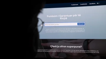 “Superdelo” izven funkcije, podjetja in problematični iskalci zaposlitve