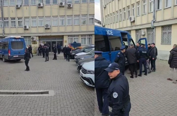 Turvatoimien mukaan pidätetyt viedään oikeuteen.