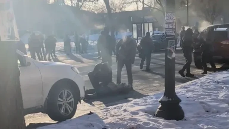 Agenţii ICE împuşcă o altă persoană în Minnesota