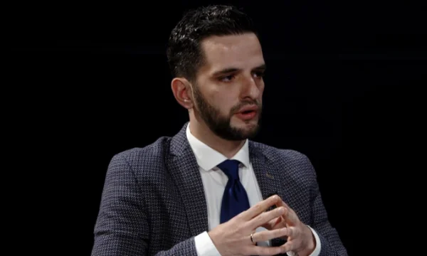 Σαλιχού: Η δίωξη είναι καλή όταν ασχολείται με την κλοπή ψήφων, όταν καλεί τον πρωθυπουργό στη συνέντευξη γίνεται το <x0hibride” της Σερβίας