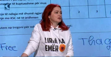Posebni zakoni v Prištini, Hoxha: Čudno in moteče
