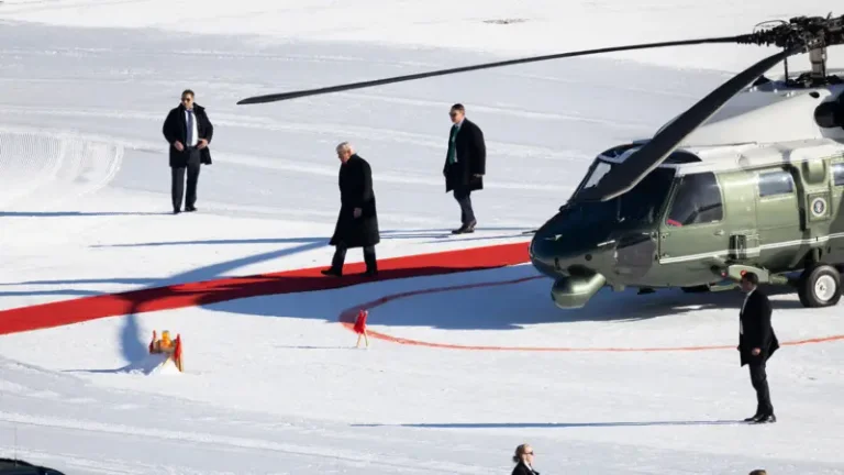 Donald Trump φτάνει στο Davos
