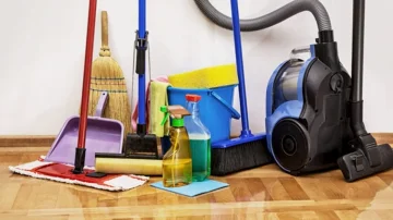 Where to keep the vacuum cleaner, bucket, and floor rags: 3 ideal solutions for small dwellings