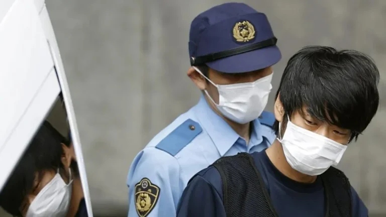Sentinţa pe viaţă pentru asasinul fostului prim-ministru japonez Shinzo Abe