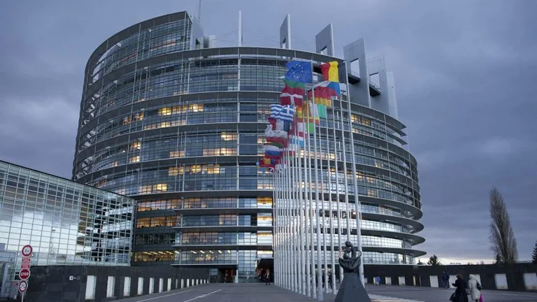 БиБиСи: Европейският парламент се очаква да прекрати одобрението на търговската сделка в САЩ