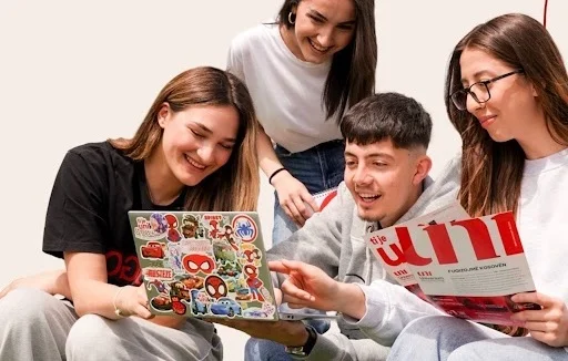 Transfer Studies na uniwersytet i uzyskać dyplom uprawniony przez największy uniwersytet publiczny w Stanach Zjednoczonych!