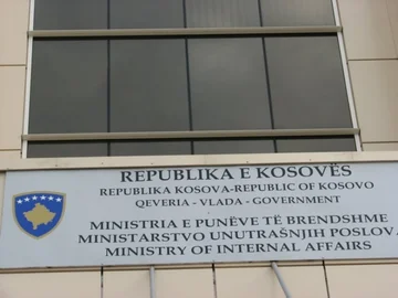 Tožilec potrdi akcijo v MPB: dva uradnika aretirana