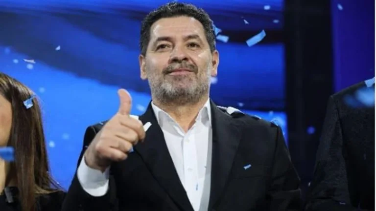 Περίπου 6 χιλιάδες ψήφοι λιγότερο μετά την καταμέτρηση, ο Πασαρίζης αντιδρά