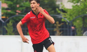 Albański talent pisze pierwszy krok w Serie A, debug z Genoan