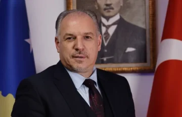 Gasilni aparat Damka ostaja zunaj skupščine, pri čemer je glasovanje dopolnjeno.