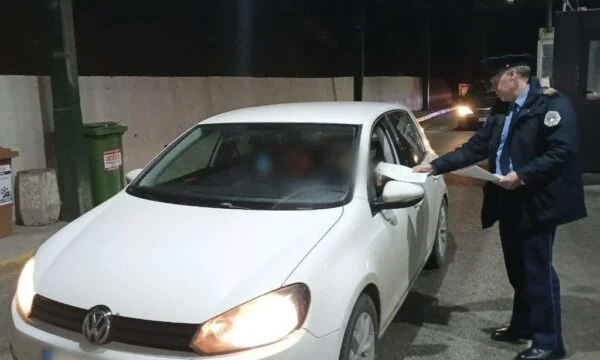 Зарубежный закон и закон об автомедиа, Косово в пограничных пунктах Аэропорта